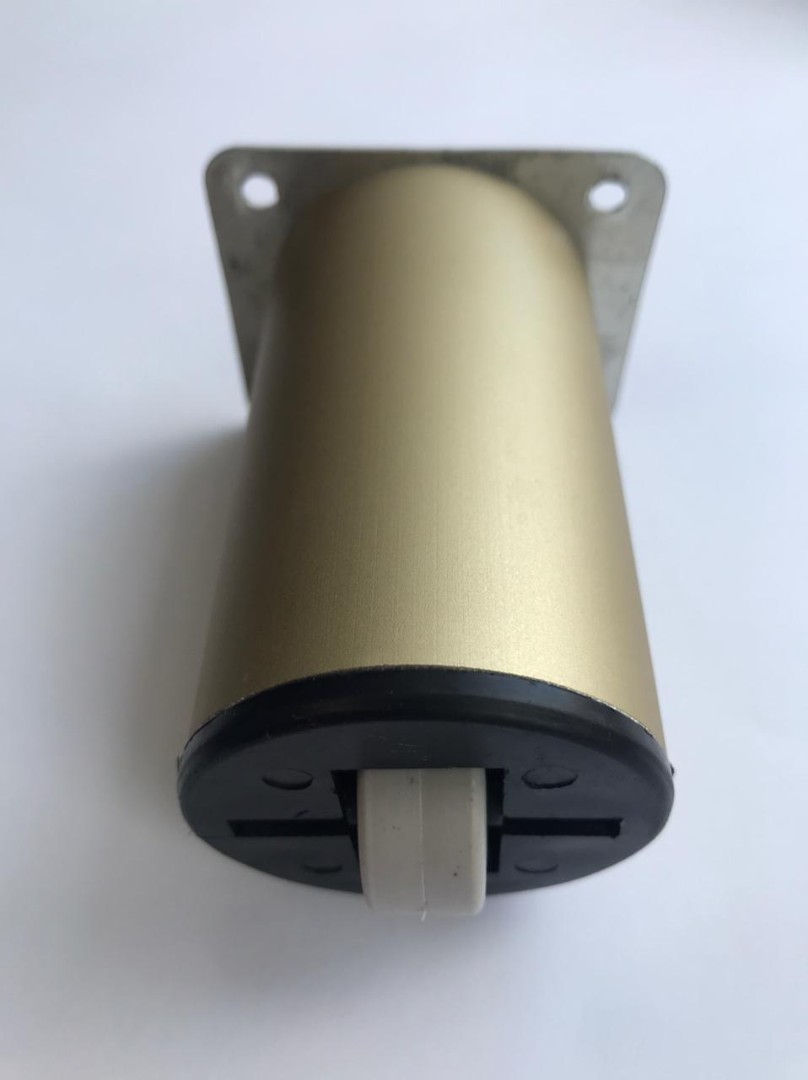 Опора декоративная золотая T 252 d 50 h 300